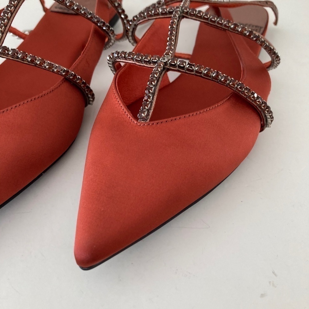 Jeffery Campbell Anthropologie Pristina Slingback Orange Rhinestone Flats Sz 9.5 - Picture 3 of 6